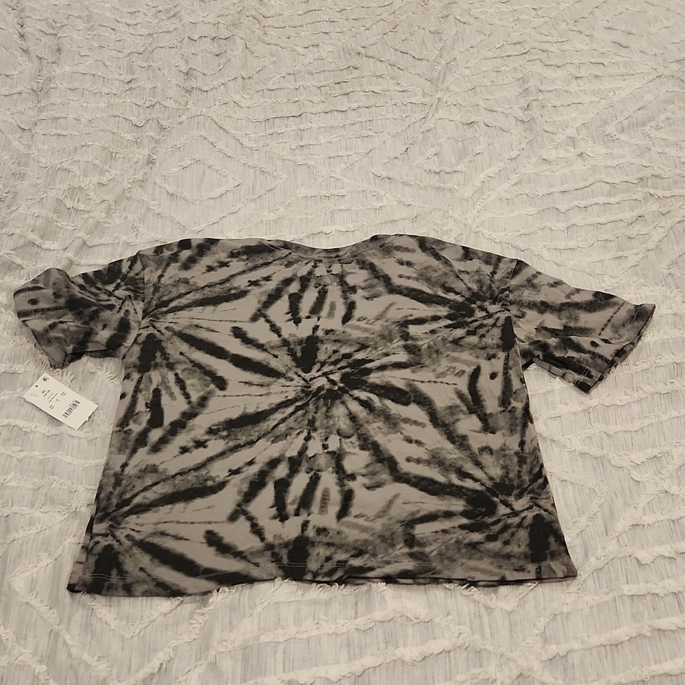 Black & gray tie dye Beetlejuice t-shirt size XL, new with tags! - Picture 5 of 7